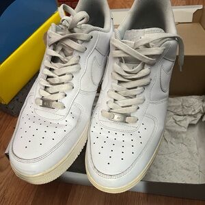 Nike Air Force 1 White Size 11 men’s